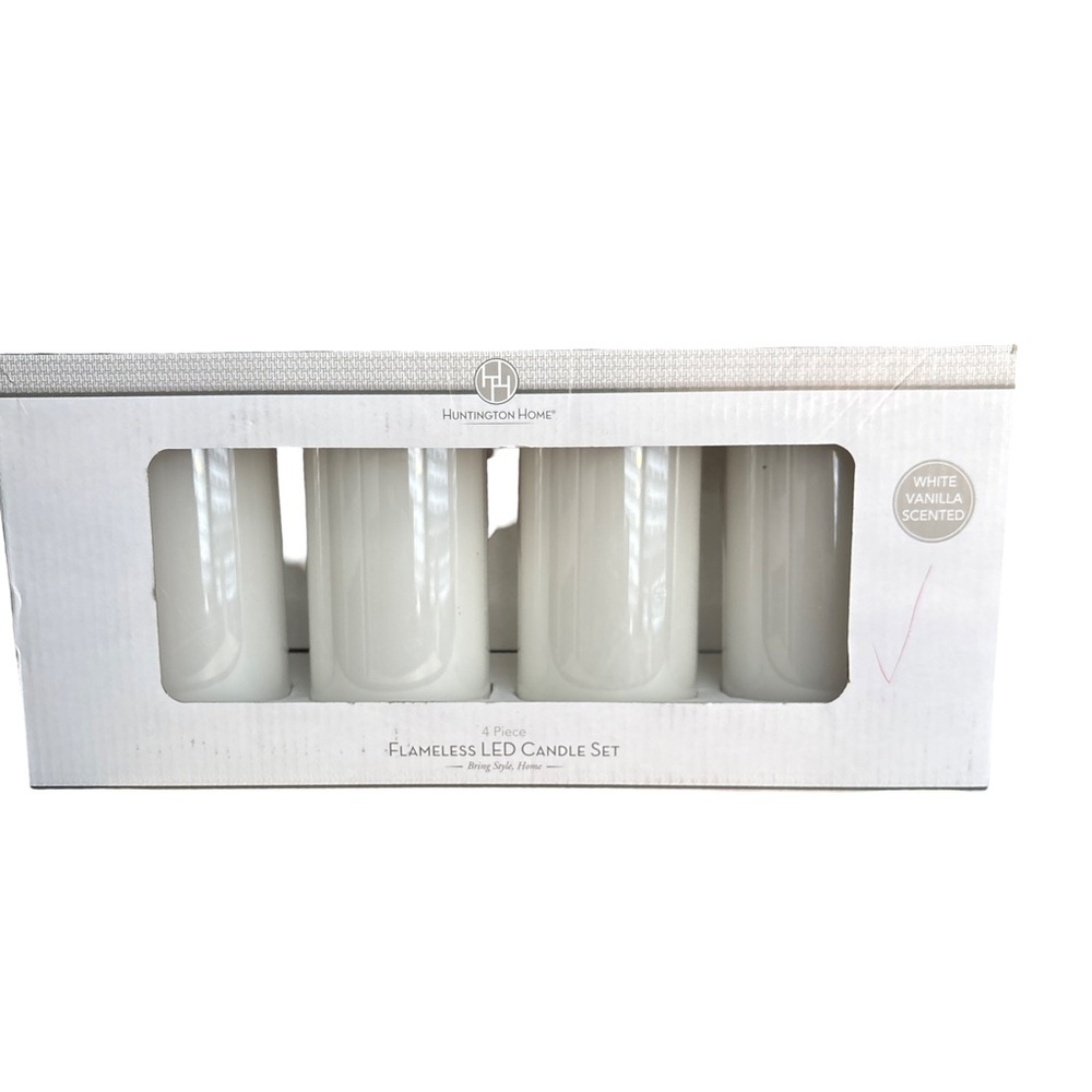 Huntington Home 4 Piece White Flamless LED Vanilla Scented Candle Set Holiday